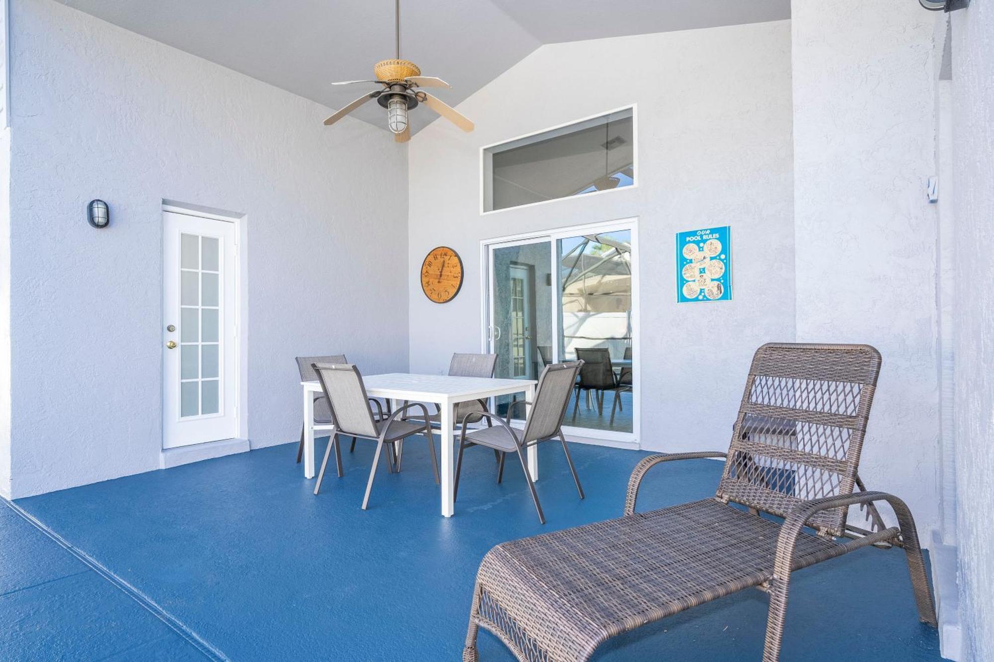Magical 5-bedroom Retreat W/ Pool, 3 Ensuite Bedrooms, Near Disney, And Internet! Hébergement de vacances